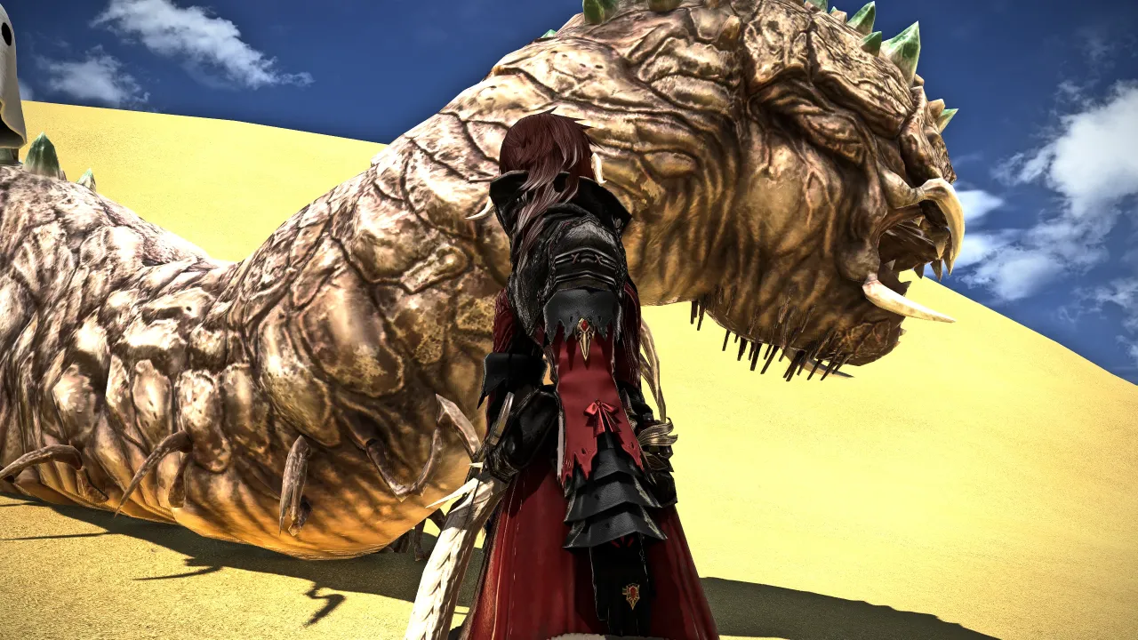 Why I never noticed until today... that those sandworms, have little legs like scythes?